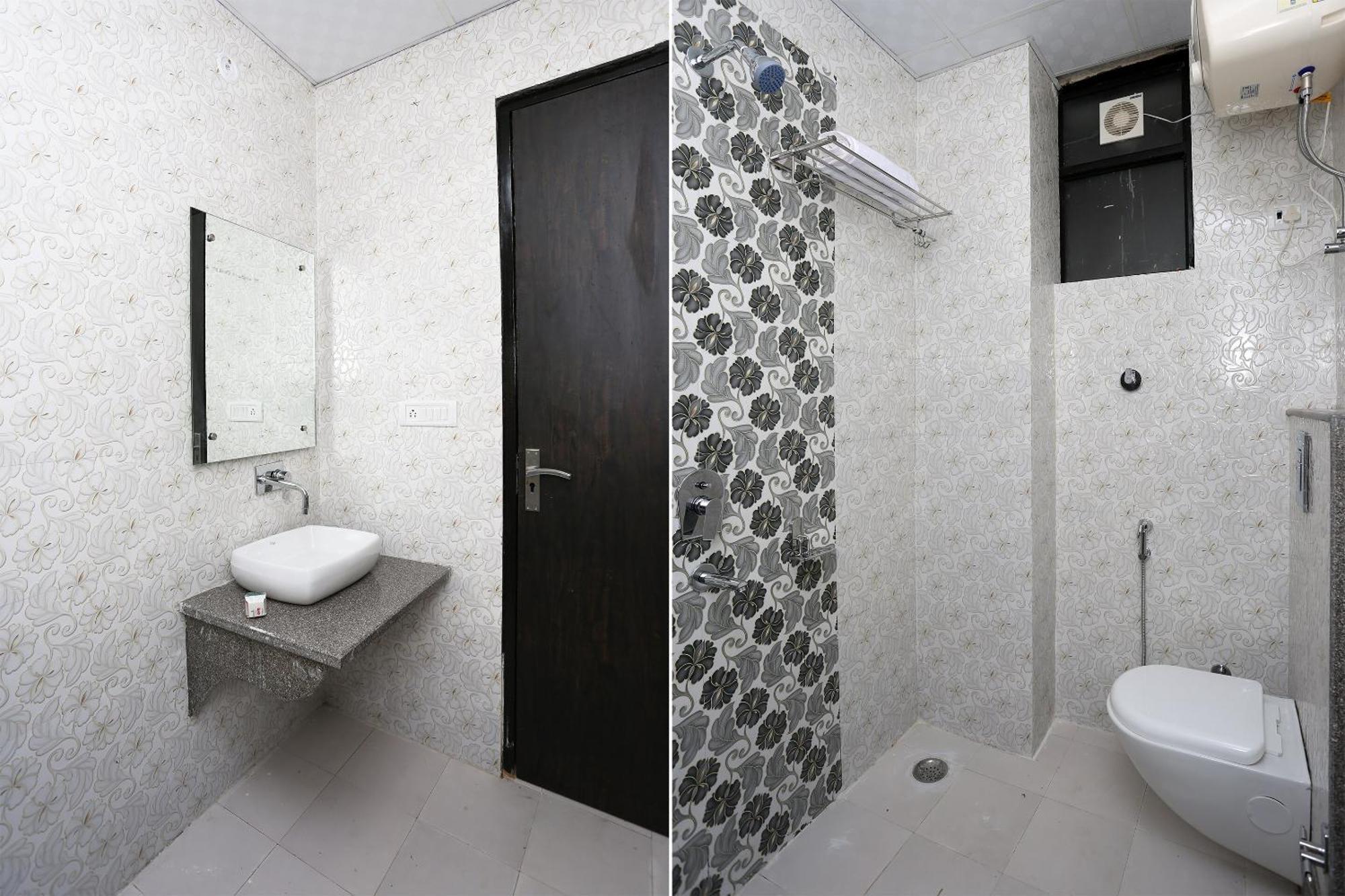 Hotel O M Suites New Delhi Eksteriør bilde